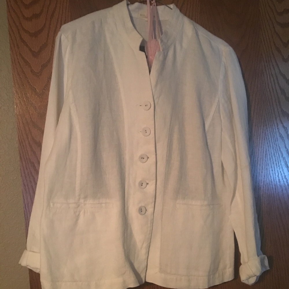 Eileen fisher suit. Includes jacket, belt & pants